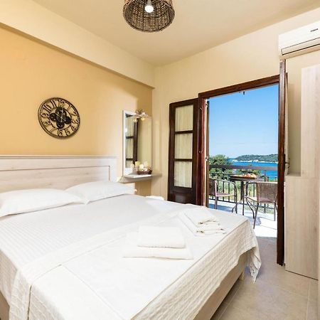 Pension Sotiria Коинира Экстерьер фото