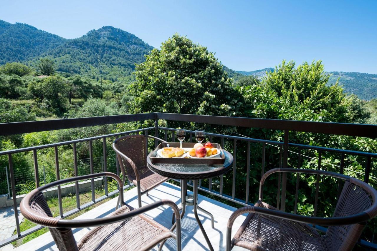 Pension Sotiria Коинира Экстерьер фото