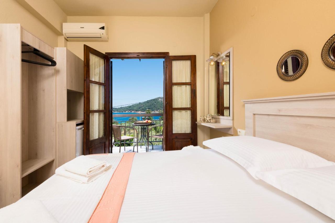 Pension Sotiria Коинира Экстерьер фото