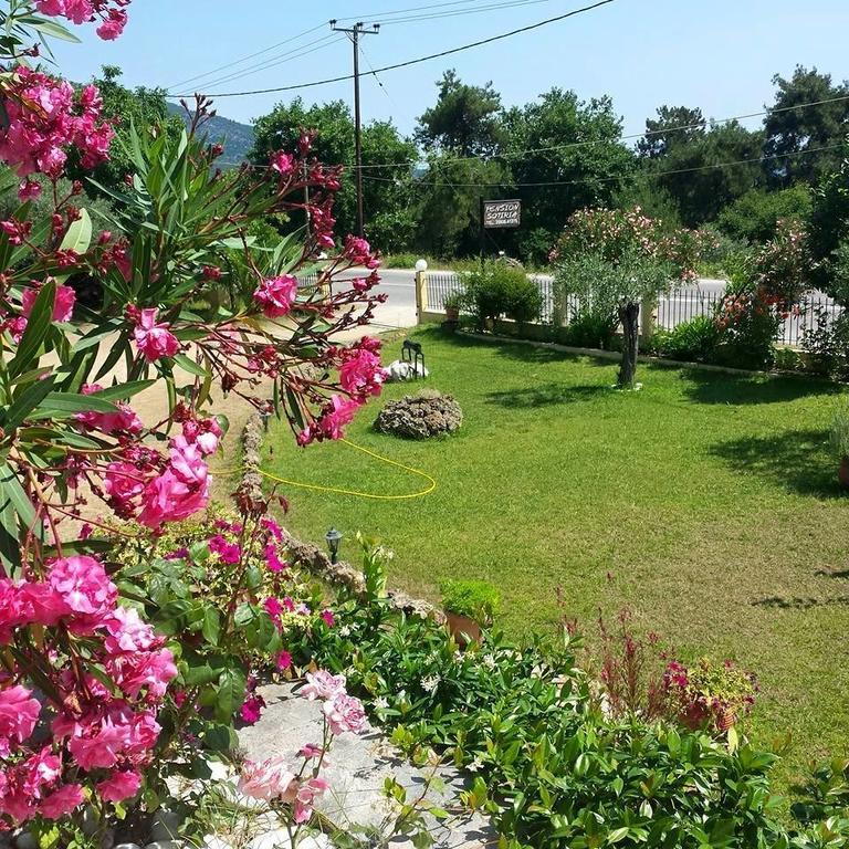 Pension Sotiria Коинира Экстерьер фото