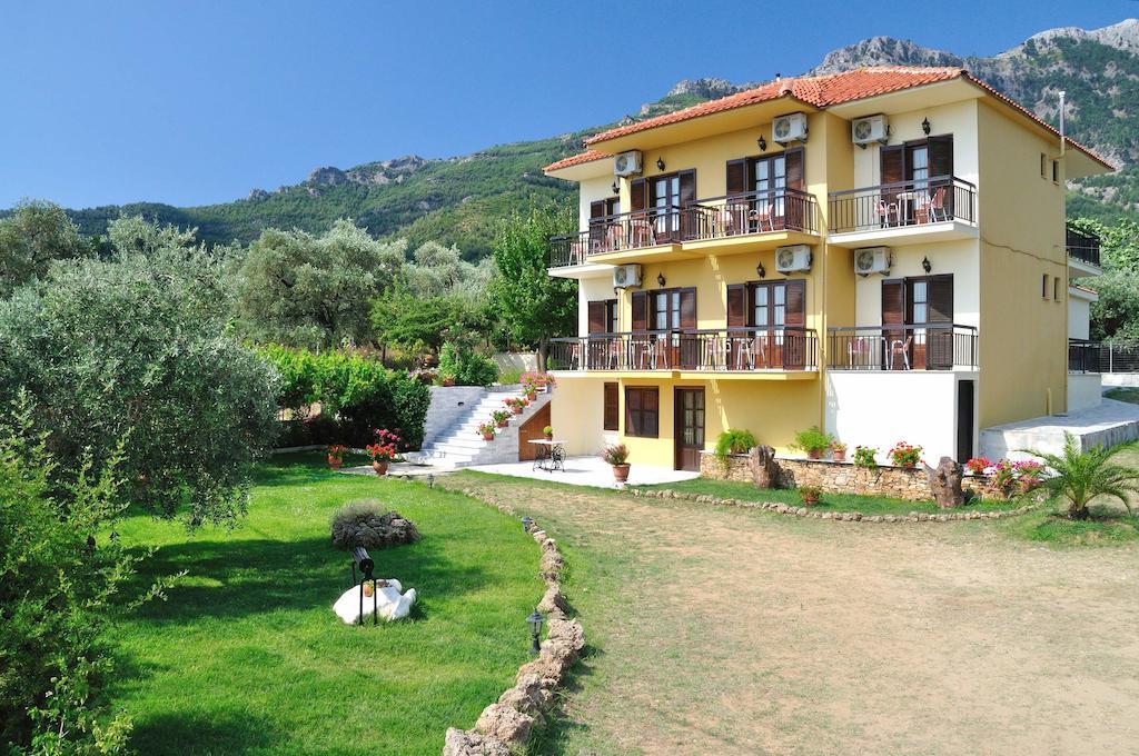 Pension Sotiria Коинира Номер фото