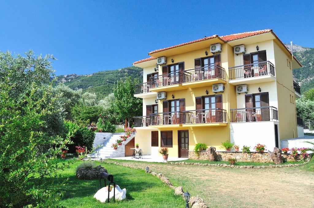 Pension Sotiria Коинира Номер фото