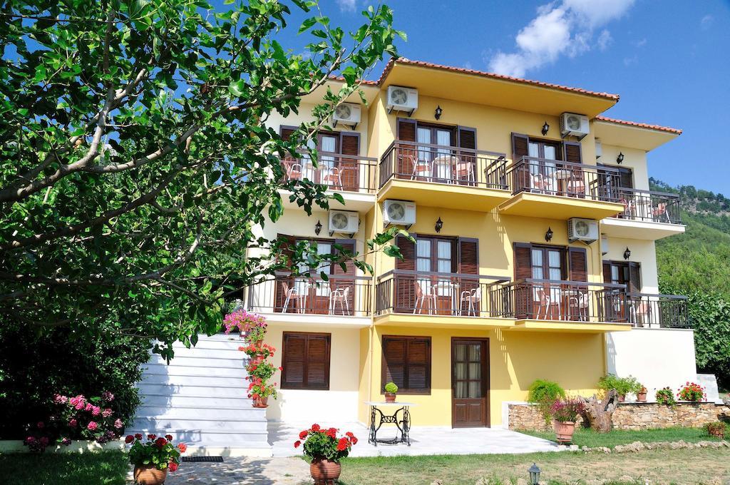 Pension Sotiria Коинира Номер фото