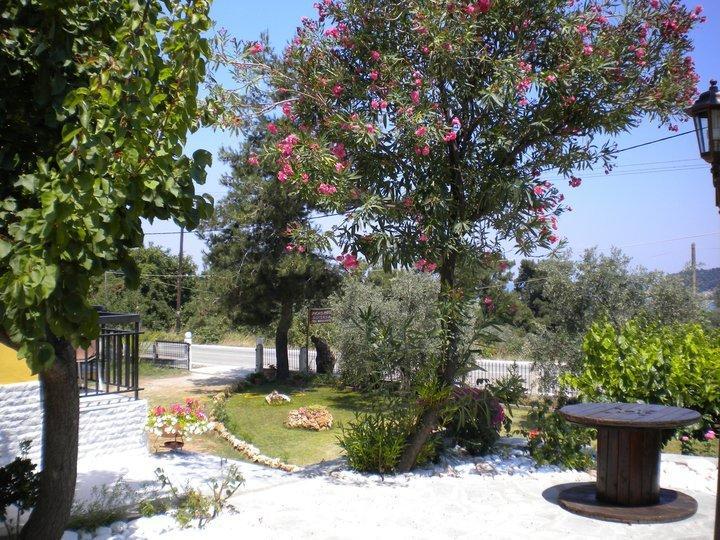 Pension Sotiria Коинира Экстерьер фото