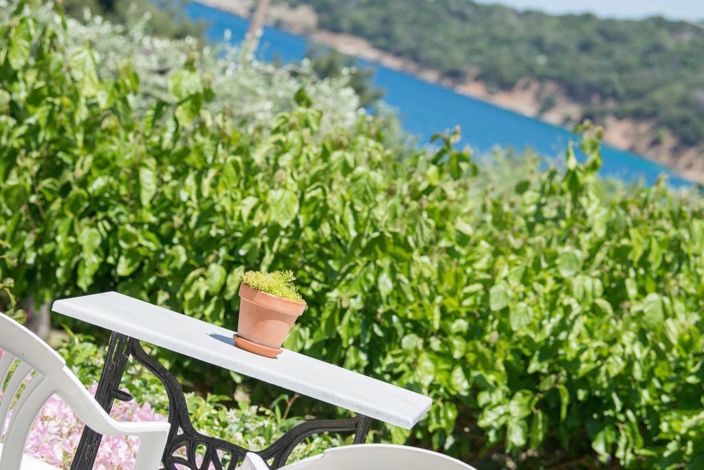 Pension Sotiria Коинира Экстерьер фото