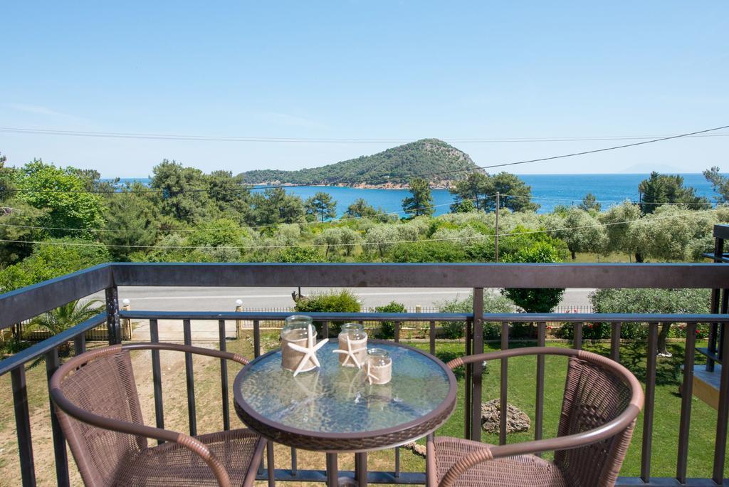Pension Sotiria Коинира Экстерьер фото